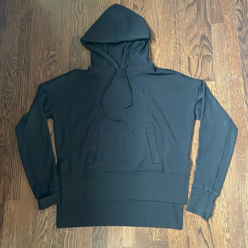 Athleta cropped black hoodie, size xxs but runs big